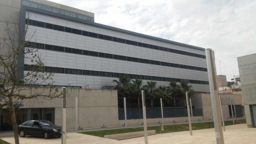 a building with many windows