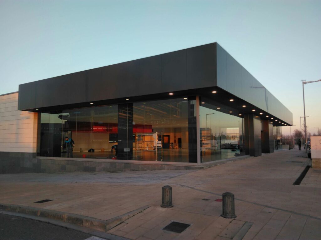 panel composite fachada